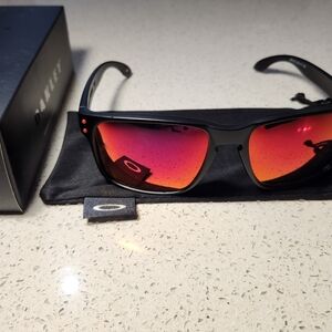 Oakley Holbrook Sunglasses Matte Black / Red Iridium Polarized New